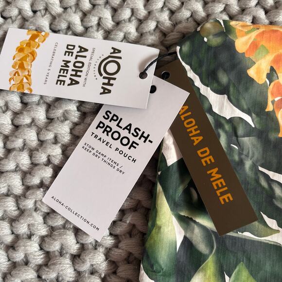 Aloha collection• Special Edition MID POUCH Mei Day by Aloha De Mele - Picture 7 of 17